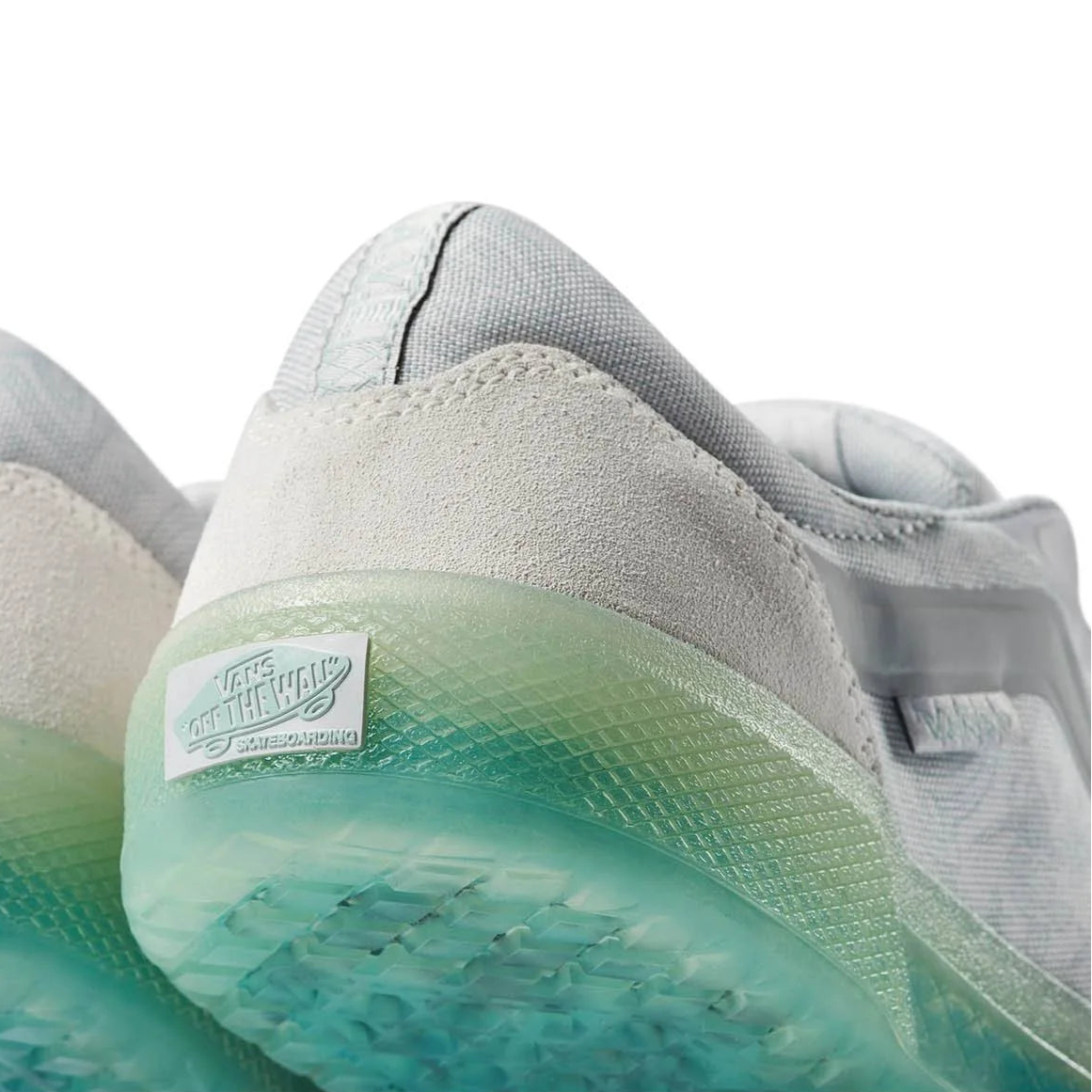 ZAPATILLAS VANS - AVE PRO BEATRICE DOMOND
