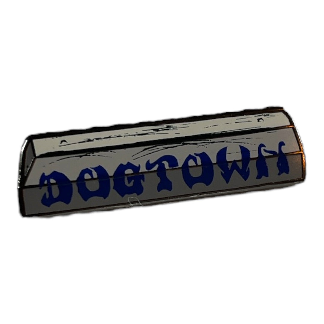 PIN DOGTOWN - CURB ENAMEL