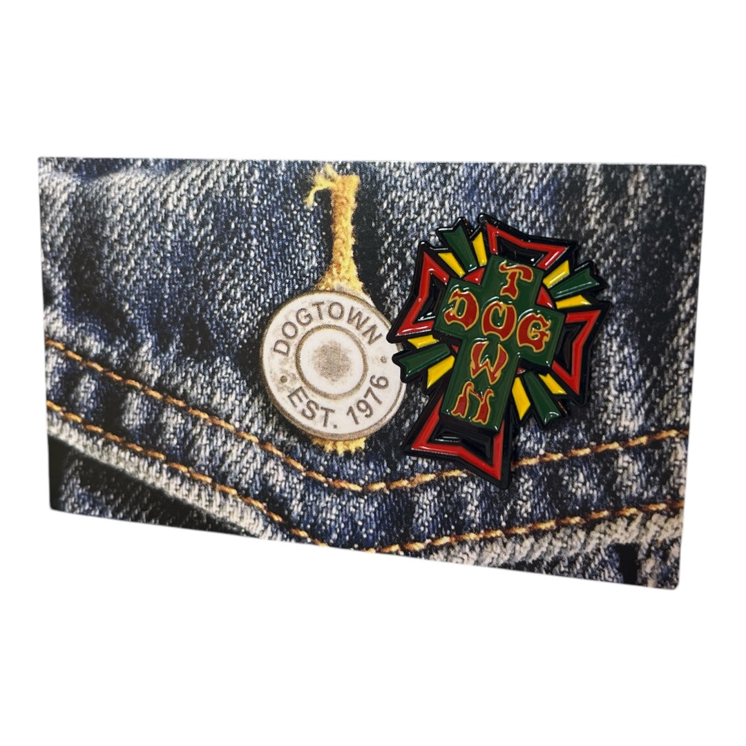 PIN DOGTOWN - CROSS LOGO RASTA