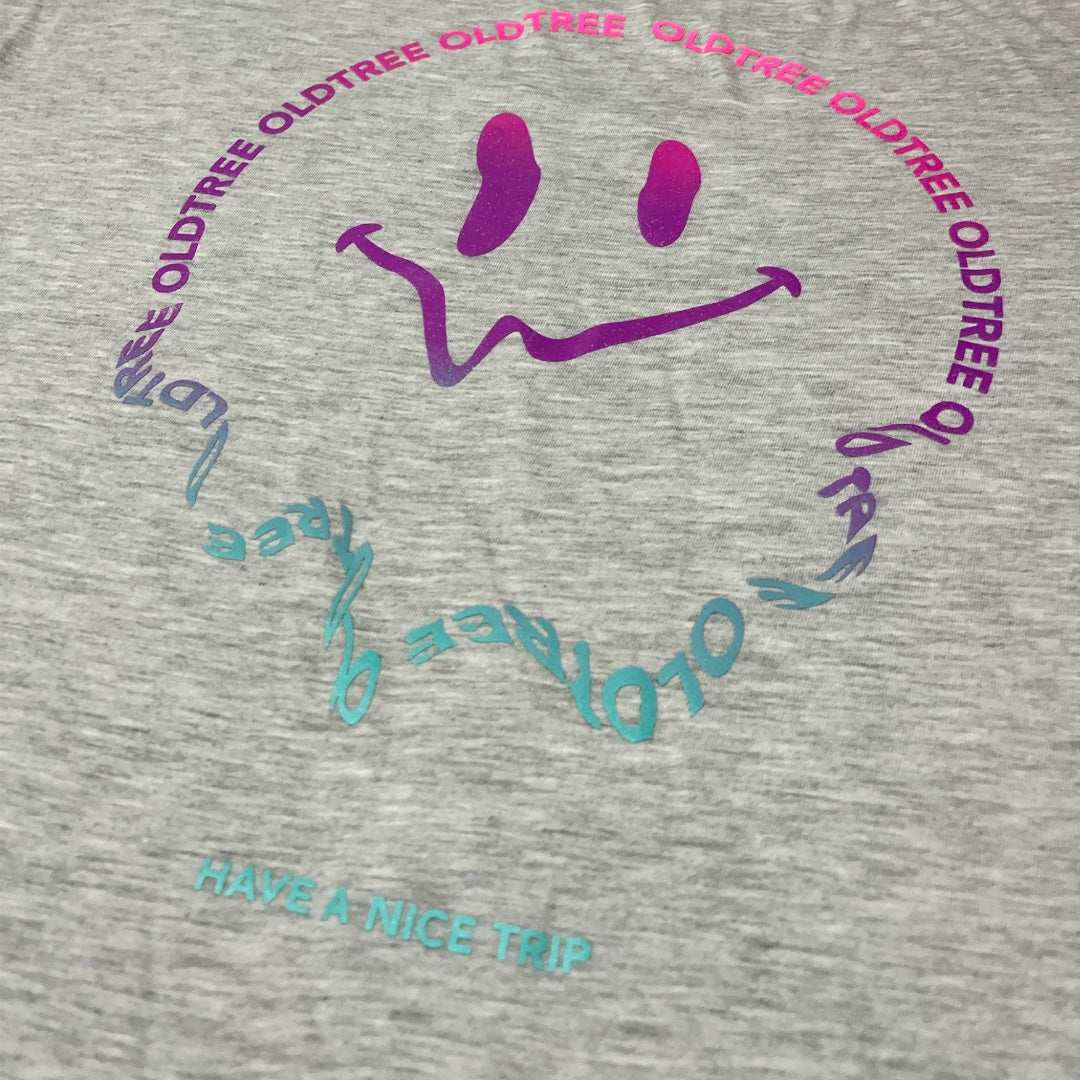 POLERA OLD TREE - SMILE GRIS