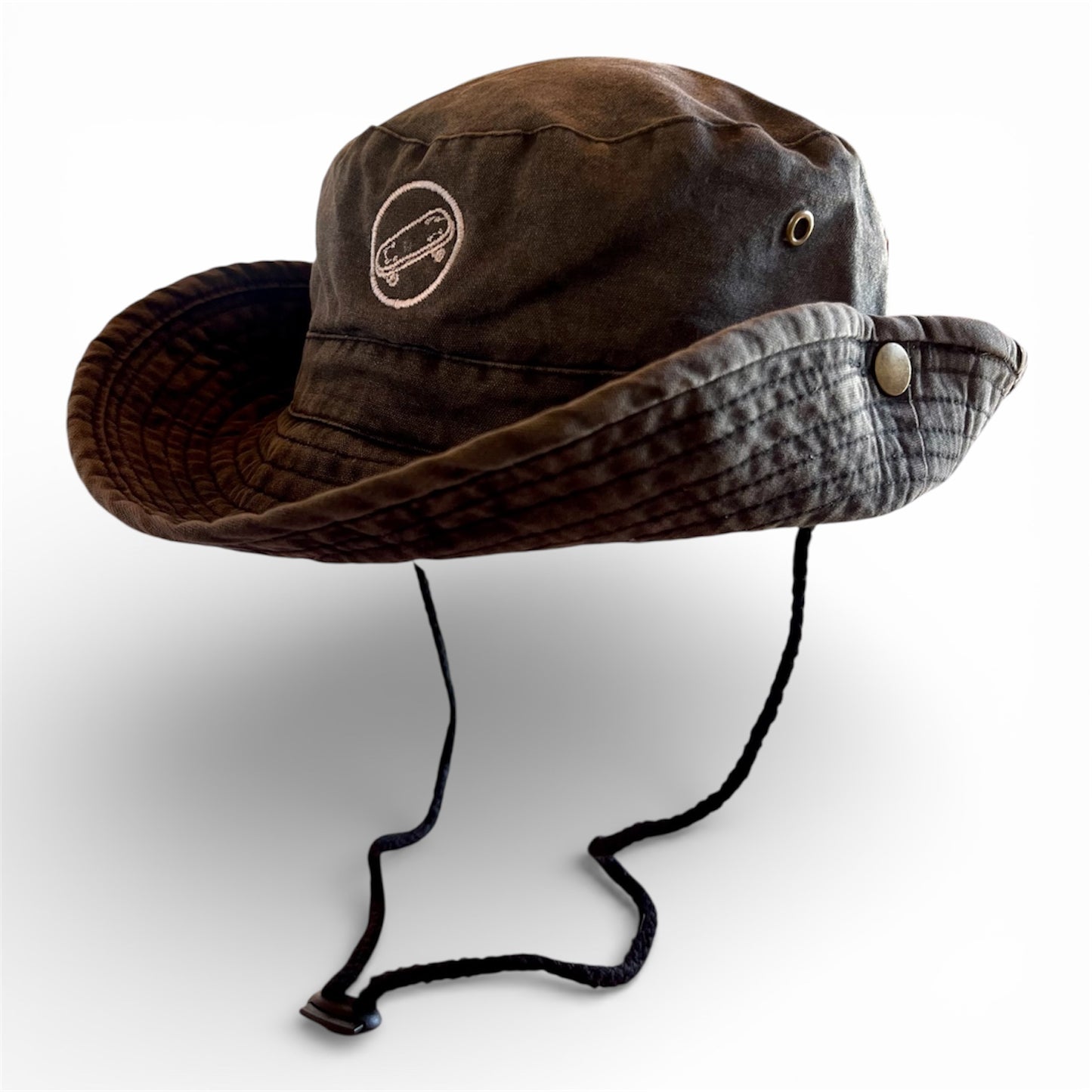 SOMBRERO PESCADOR - MAITENCILLO SKATESHOP LOGO